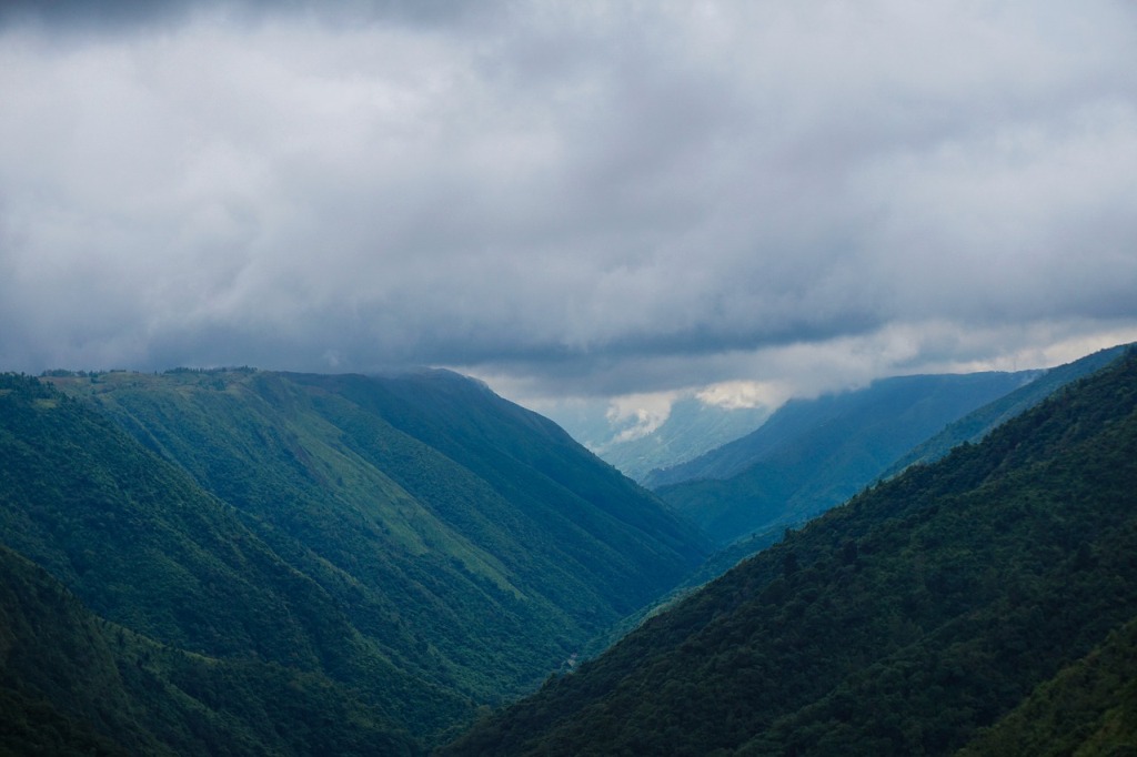 mountains in shillong