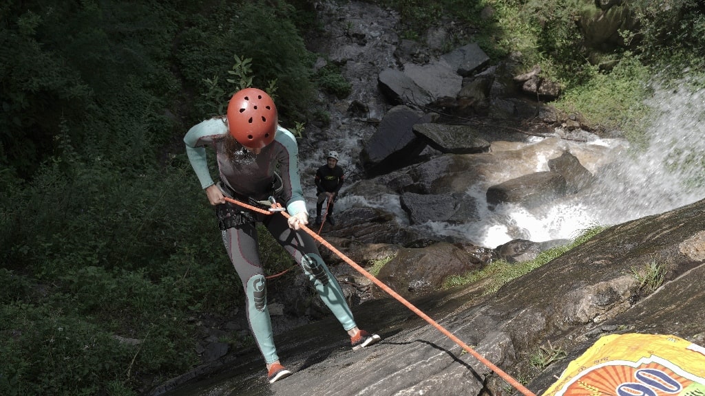 rappelling in himachal pradesh