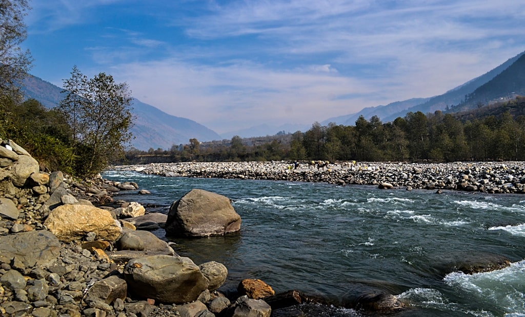 beas river in manali