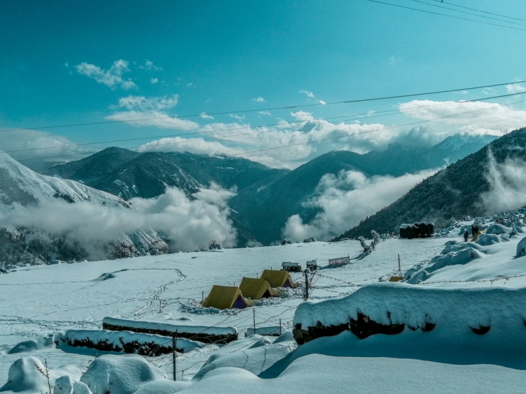 brahmatal trek campsite