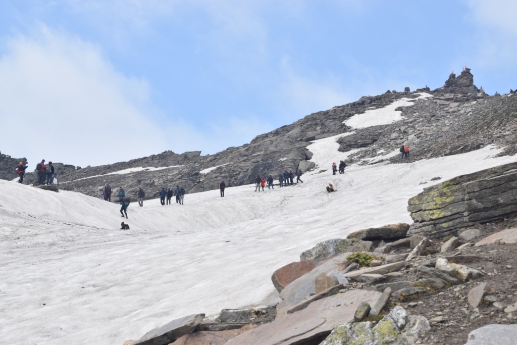 rupin pass trek difficulty