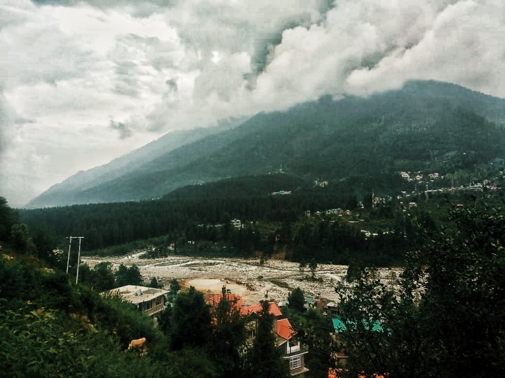 manali town himachal pradesh