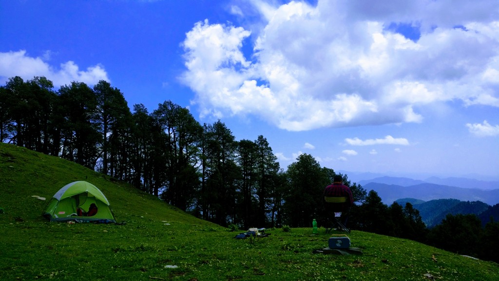 campsite at jalori pass