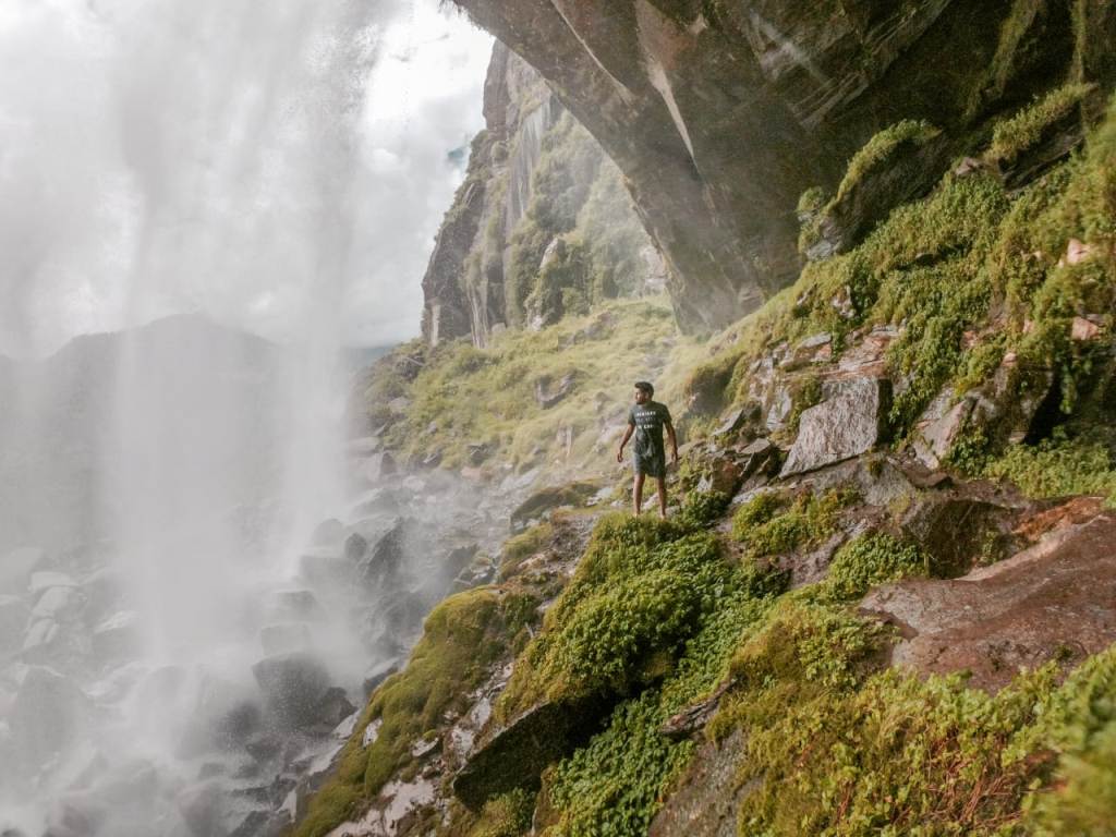 jogini waterfall trek distance