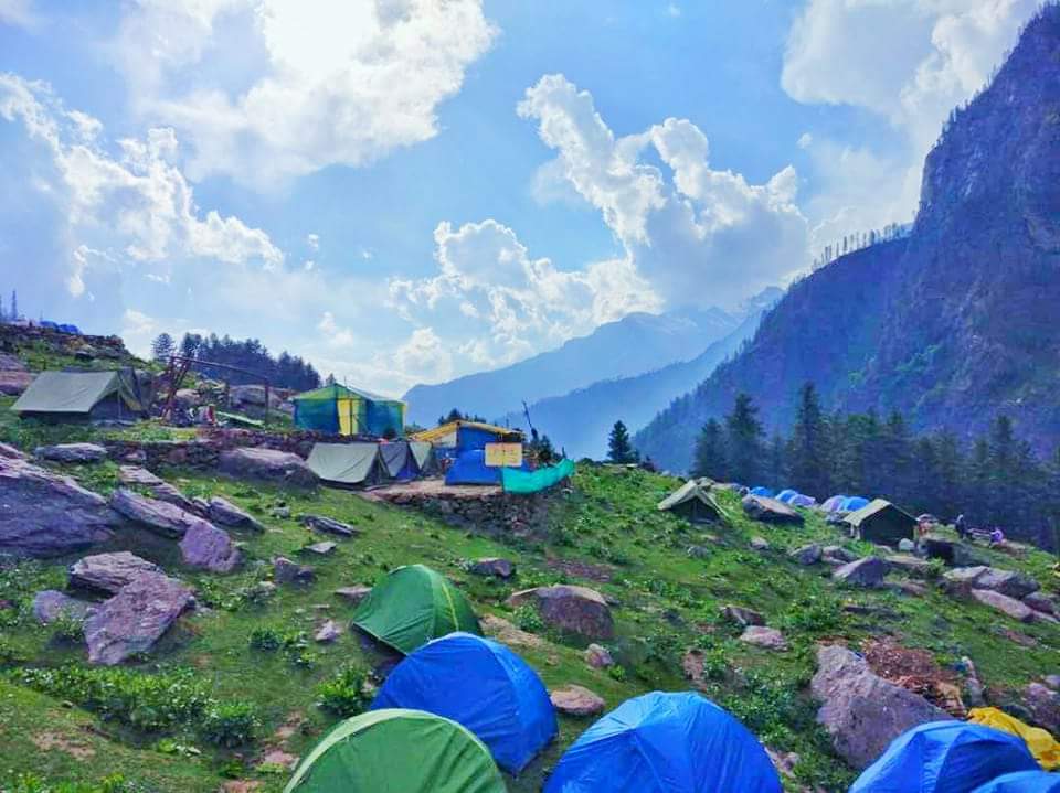 camping at kasol kheerganga