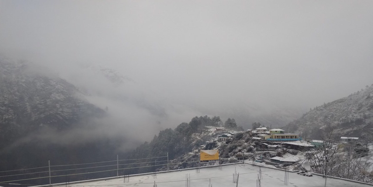 sankri village in winters