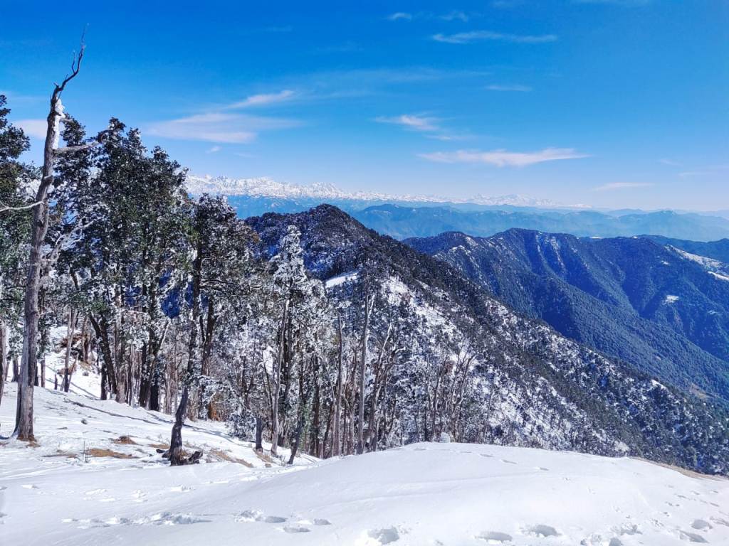 nag tibba trek route