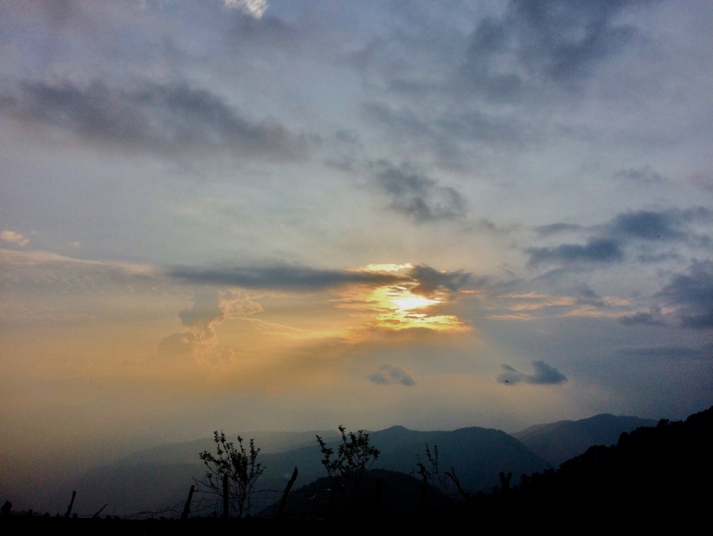 sunset at nag tibba trek