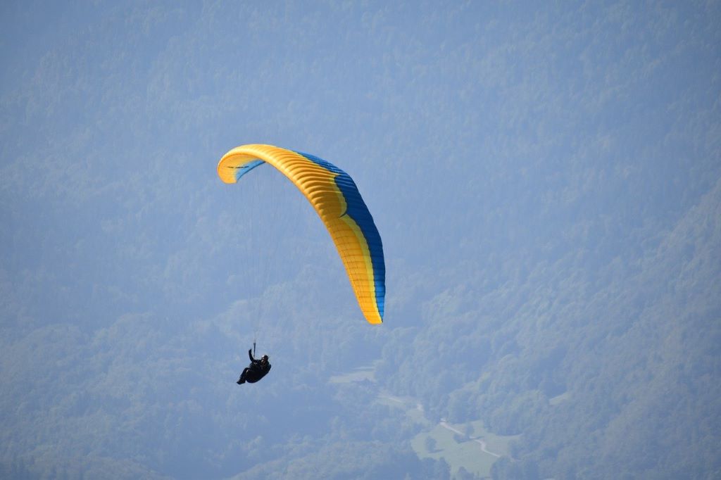 paragliding in meghalaya