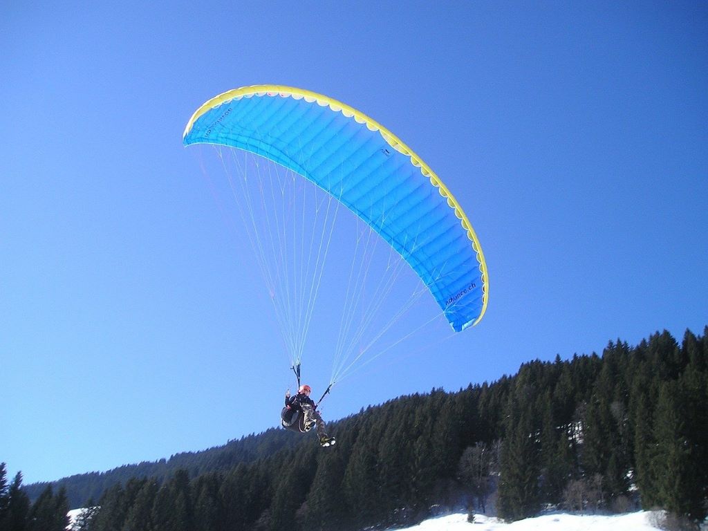 paragliding in uttarakhand