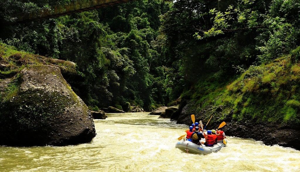 river rafting in sikkim