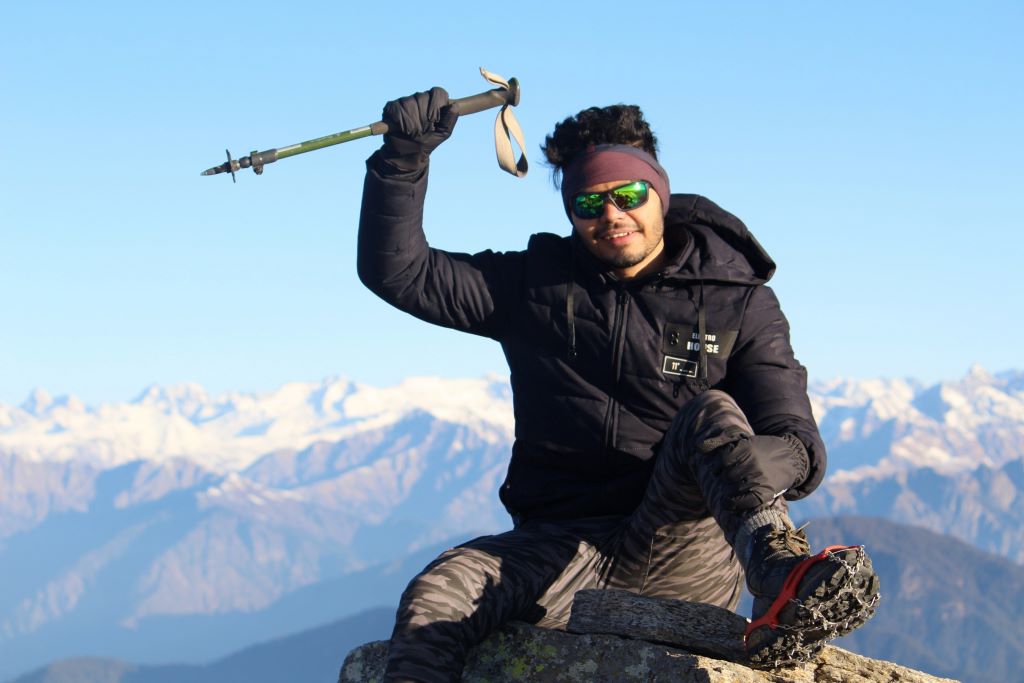 Why Sunglasses Are Crucial For Himalayan Trek