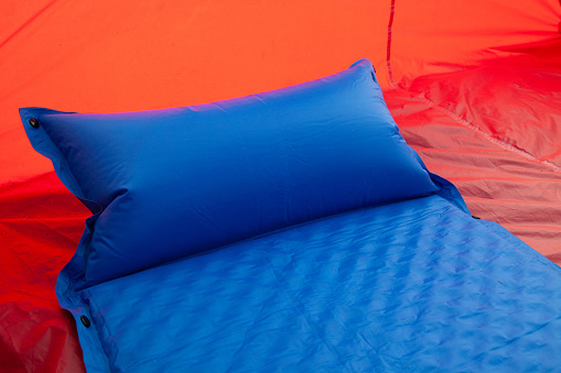 slef inflated mattress pad with a pillow