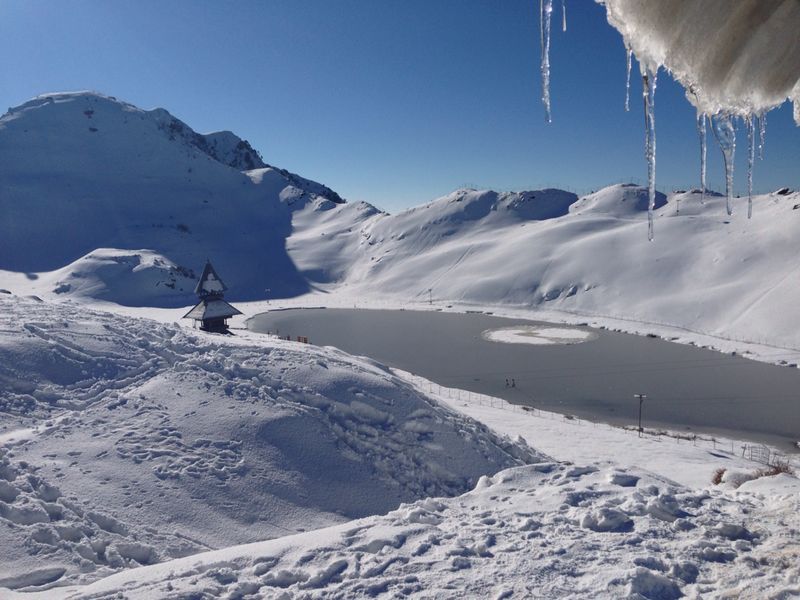 frozen prashar lake