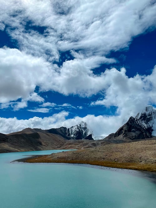 gurudongmar lake trek