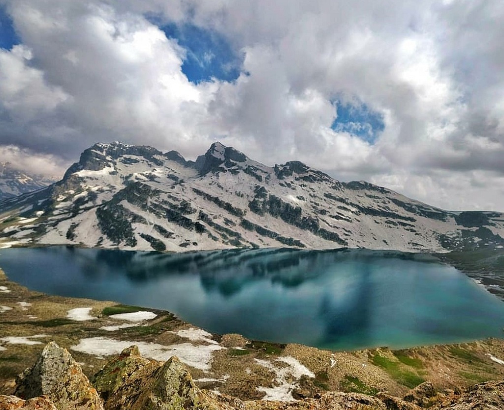 trekking in jammukashmir